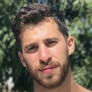 Razi Wahabi - Age, Bio, Family | Famous Birthdays