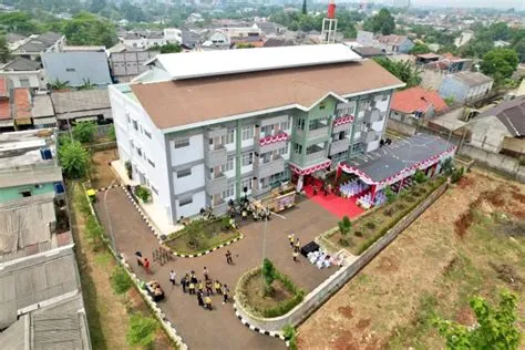 Resmikan Rusunawa Universitas Muhammadiyah Jakarta Menteri Basuki dan ...