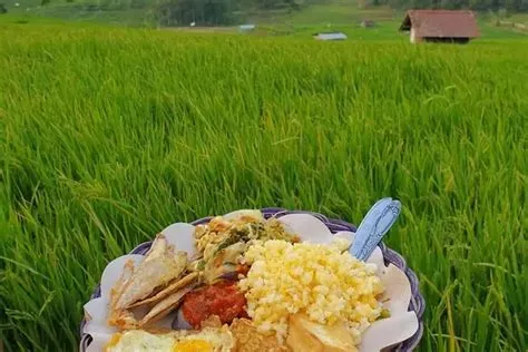 9 Makanan Khas Blitar Jawa Timur yang Terkenal & Enak