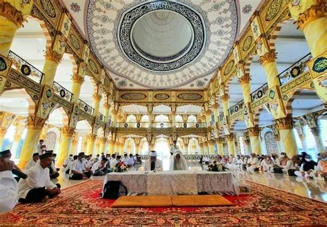 Ini 8 Kota Santri di Indonesia Yang Cocok Untuk Destinasi Wisata Religi ...