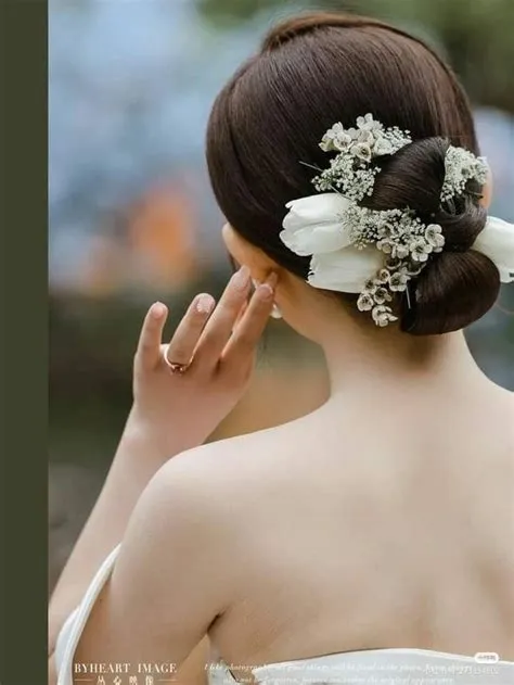 Wedding hairstyle 2024, Flower hairpin, Wedding Boho hairclip, Hair ...