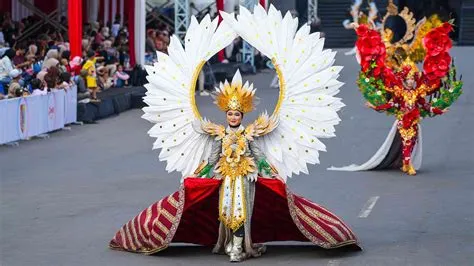 Jember Fashion Carnaval, Berhasil Bawa Fesyen Indonesia ke Mata Dunia ...