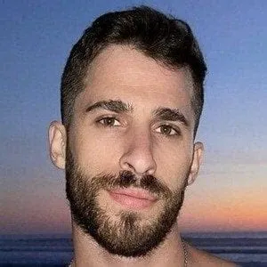 Razi Wahabi - Age, Bio, Family | Famous Birthdays