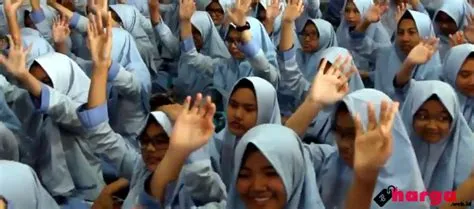 Logo Mtsn 1 Malang Gondanglegi - SMP MTs Pendidikan Menegah