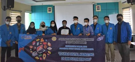 Mahasiswa Teknik Informatika Universitas Pamulang Gelar PKM di SMK ...