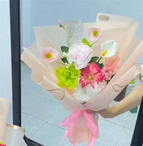 bucket bunga jember - aesthetic florist jember☘ (@velvetflo.co ...