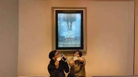 HIMAFISI Hadiri Gala Premiere Pulung Gantung: Pati Ngendat di XXI ...