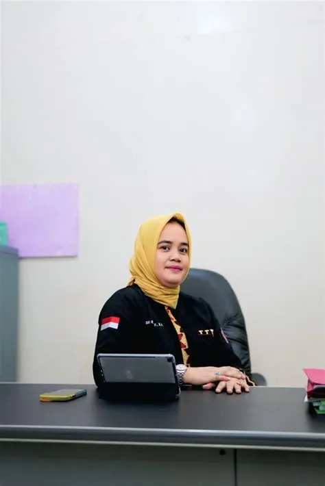 Akademisi Hukum Pidana Unila Sri Riski Penyalahguna Narkotika Golongan ...