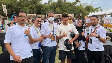 Telkom Bangun Akses Link VSAT Internet di Liga Surfing Dunia Plengkung ...