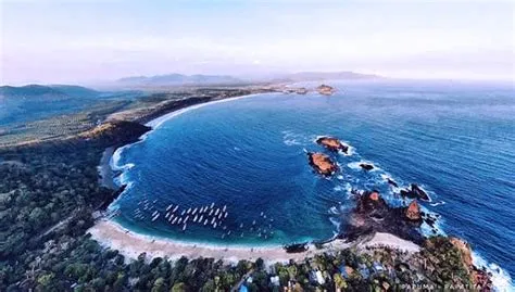 Nikmati Keindahan Bentangan Pasir Putih Pantai Papuma Jember - TIMES ...