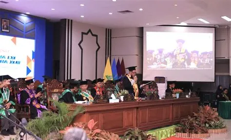 Rektor UIN KHAS Jember, Prof Hepni: Jangan Seperti Pohon Pepaya, Pahit ...