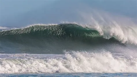 Real Tidal Wave Pictures