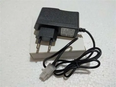 Promo Quick Charger Cas Mobil RC Soket Putih 2Pin Adaptor Baterai 12V ...
