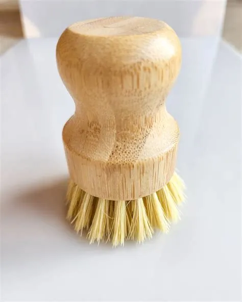 Natural Bamboo Rolling Pin Cleaning Brush – Impress! Bakeware