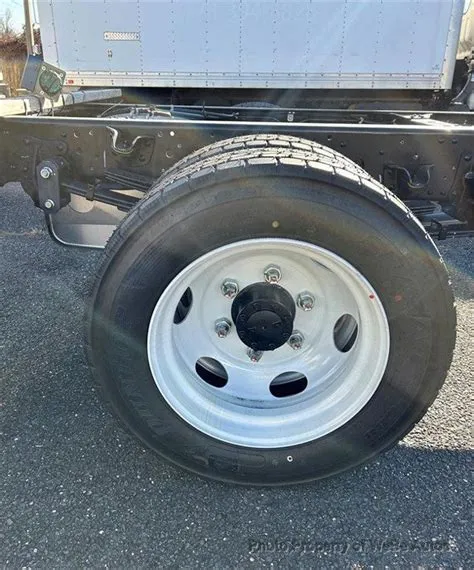 2024 New HINO S5 Cab & Chassis at WeBe Autos Serving Long Island, NY ...