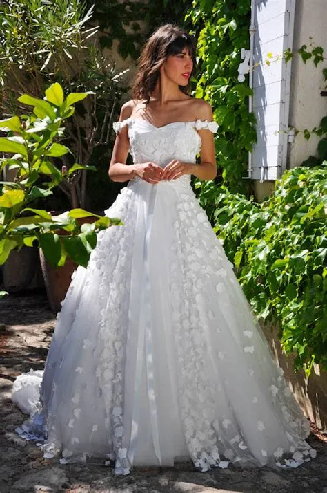 Top 20 des plus belles robes de mariée en tulle pour une union en 2021