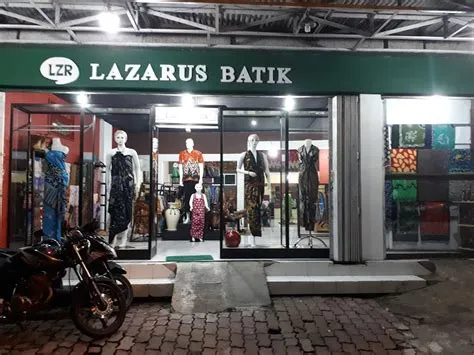 8 Rekomendasi Toko Batik Terbaik di Jember (2023)