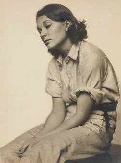 by sis on fascinating faces | Pose reference photo, Figure poses ...