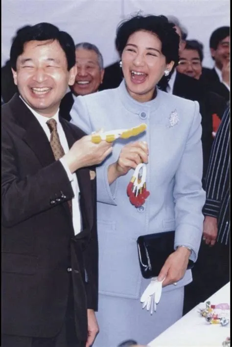 by makine on Emperor Naruhito and Empress Masako𑁍‬天皇𑁍皇后両陛下 ...