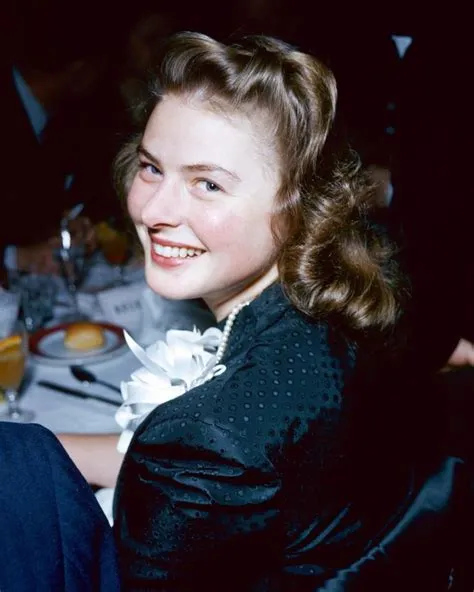 118 best Ingrid Bergman images on Pinterest | Ingrid bergman, Classic ...
