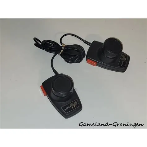 Original Atari 2600 Paddle Controllers - Buy at Gameland-Groningen ...