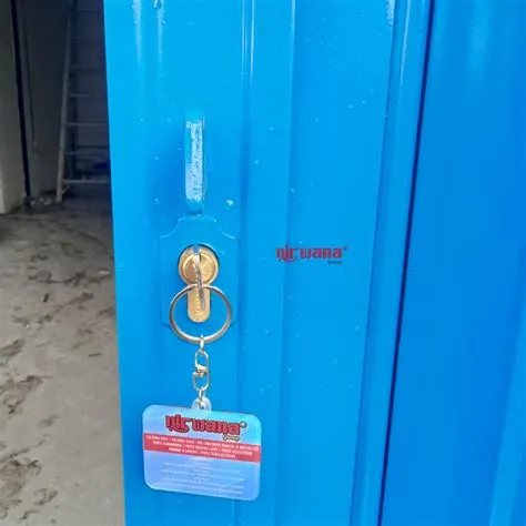 Pemasangan Pintu Harmonika Rasional B Ketebalan 1,0 mm di Tropodo ...