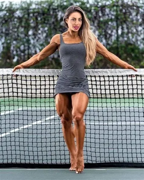 just guy on Twitter | Fitness models female, Fit women, Vintage photos ...