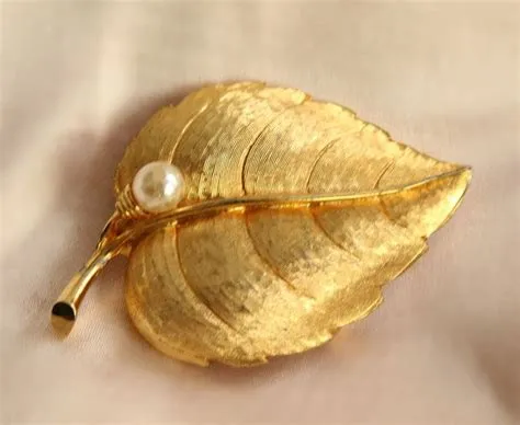 Vintage Brushed Gold Tone Leaf and Pearl Brooch, Vintage Brooch, Leaf ...