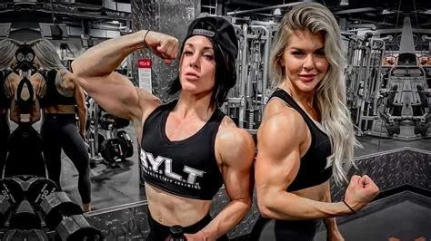 Best Female Fitness Influencers at Harrison Greenwood blog