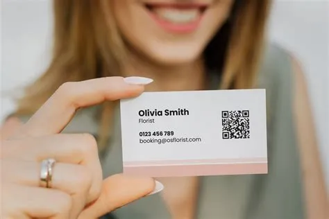 How To Create a QR Code Business Card | instantprint