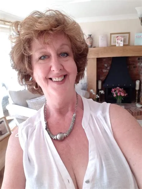 by chris clark on Stylish older women in 2025 | Older beauty ...