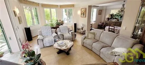 Villa Provençale Dans Bormes Les Mimosas, Provence Alpes Côte D'azur ...