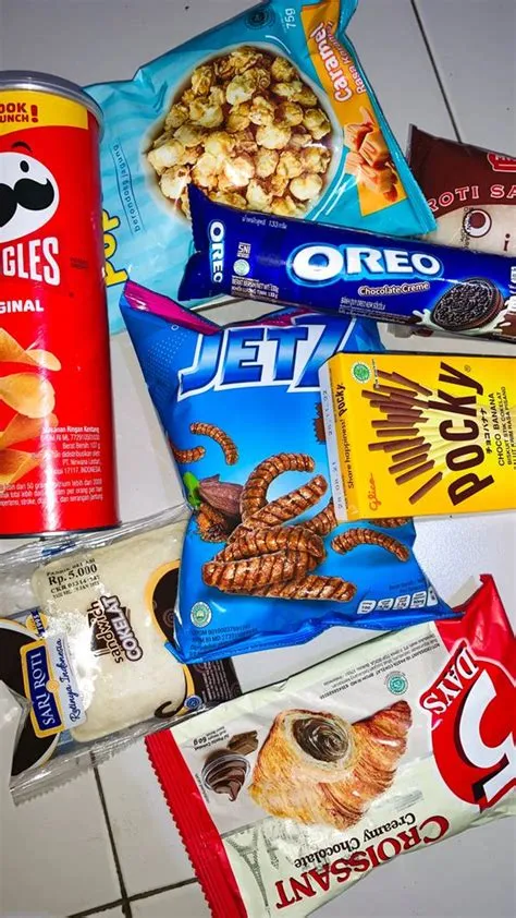 Jajan Jajanan 100+ Snack di Indomaret yang Enak dan Murah