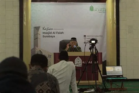Ramadan Hari Ke-18, Masjid Al-Falah Masih Dipadati Ratusan Jemaah untuk ...