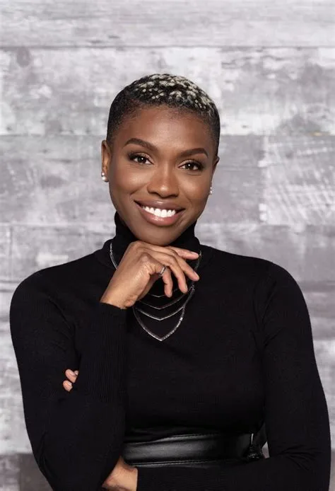 Black woman professional headshot | Headshots women, Headshots ...