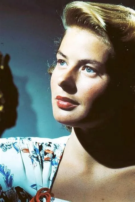 50 Glamorous Color Photos of Ingrid Bergman From Between the 1930s and ...