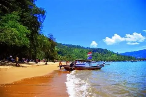 CONTOH Karangan Singkat, Narasi Tentang Pengalaman Liburan ke Pantai ...