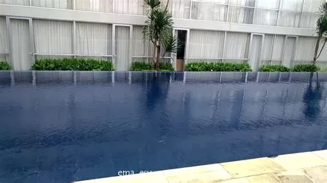 JEMBER, Jawa Timur - Royal Hotel n' Lounge Jember - YouTube