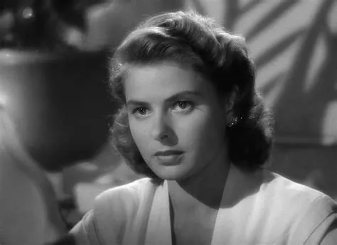 Ingrid Bergman as Ilsa Lund in "Casablanca" | Iconic Film Characters ...