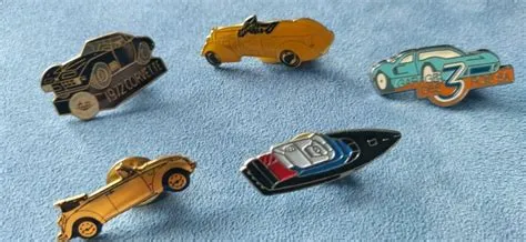 5 seltene schöne pin's Auto, 5 jolis pin's rareté, (Gebraucht) in ...