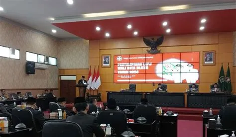 DPRD Kota Blitar Gelar Paripurna Penyampaian LKPJ Walikota Blitar Tahun ...