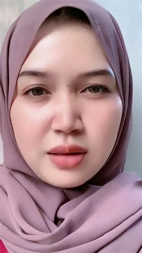 di Jilbab cantik di 2024 | Gaya hijab, Wanita, Jilbab cantik