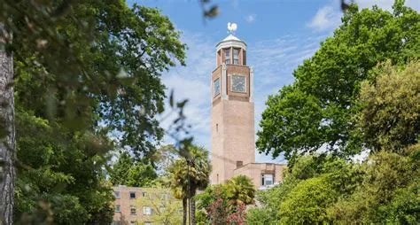 University of Exeter : Rankings, Fees & Courses Details | Top Universities