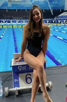 10 Most Viral Celebrity Moments That Took Over Social Media | Curvy ...