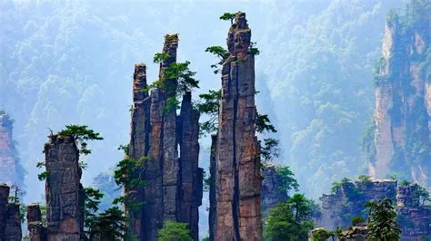 9 Days China Nature Tour: Beijing, Zhangjiajie, Shanghai - China Top Trip