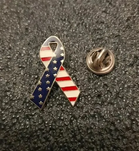 RUBAN SIDA Cancer Sidaction Aids Santé Health USA - Pin Pins ...