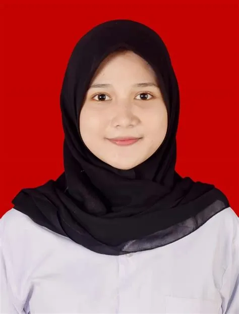 oleh riski widyasmoro di Pas foto | Kemeja putih, Wanita, Gaya jilbab