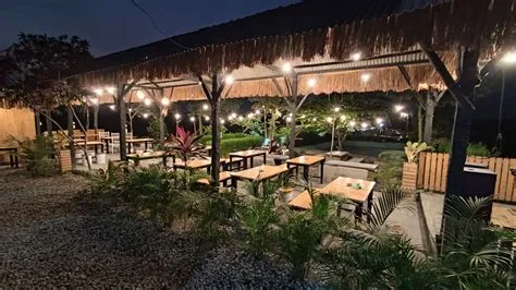 Cafe Sawah Apik Jombang: Menikmati Ketenangan Ngopi di Tengah Sawah ...