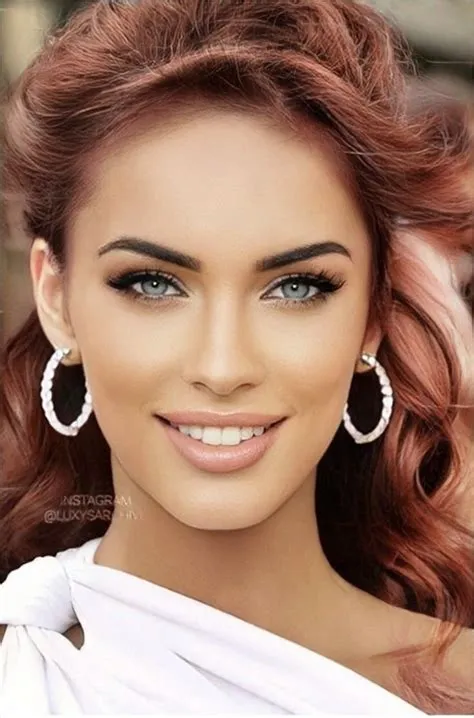 by Balesta on Портрет женщины | Most beautiful women, Most ...