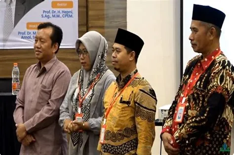 Dua Dosen Fakultas Dakwah UIN KHAS Jember Raih Penghargaan Terbaik ...